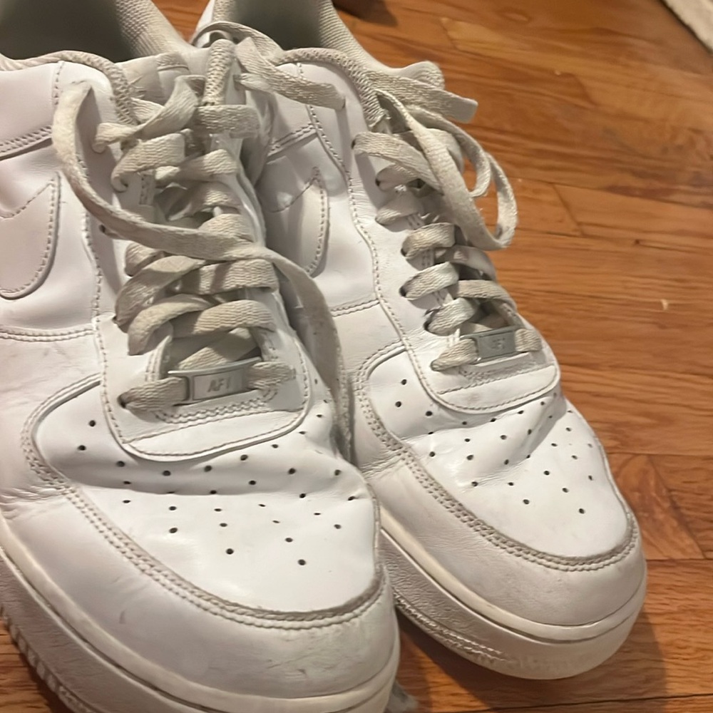 Men’s Used Size 12 White Air Forces